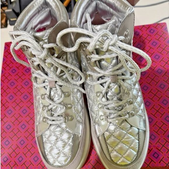 Brand new Tory Burch sz 10 Gemini Link Platform Silver Quilted Nylon Hiking Boot - Picture 2 of 7